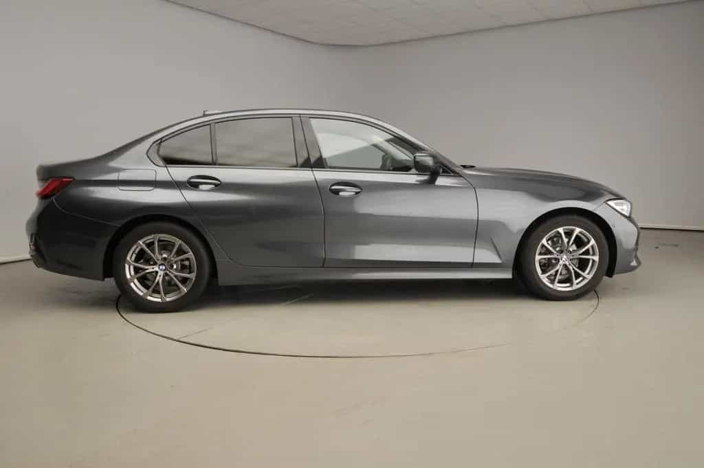 BMW 3 Series 318 3 Serie Sedan 318d | LED | navi | Active cru 12/2020-photo-3