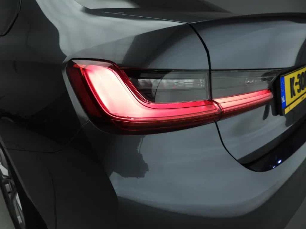 BMW 3 Series 318 3 Serie Sedan 318d | LED | navi | Active cru 12/2020-photo-39