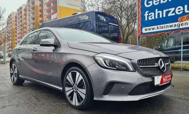 Mercedes-Benz A-Class 180 Leder-Nappa/LED/Navi/Kamera/Sitzh. 01/2017-photo-1