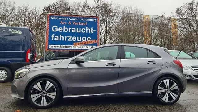 Mercedes-Benz A-Class 180 Leder-Nappa/LED/Navi/Kamera/Sitzh. 01/2017-photo-3