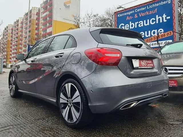 Mercedes-Benz A-Class 180 Leder-Nappa/LED/Navi/Kamera/Sitzh. 01/2017-photo-4