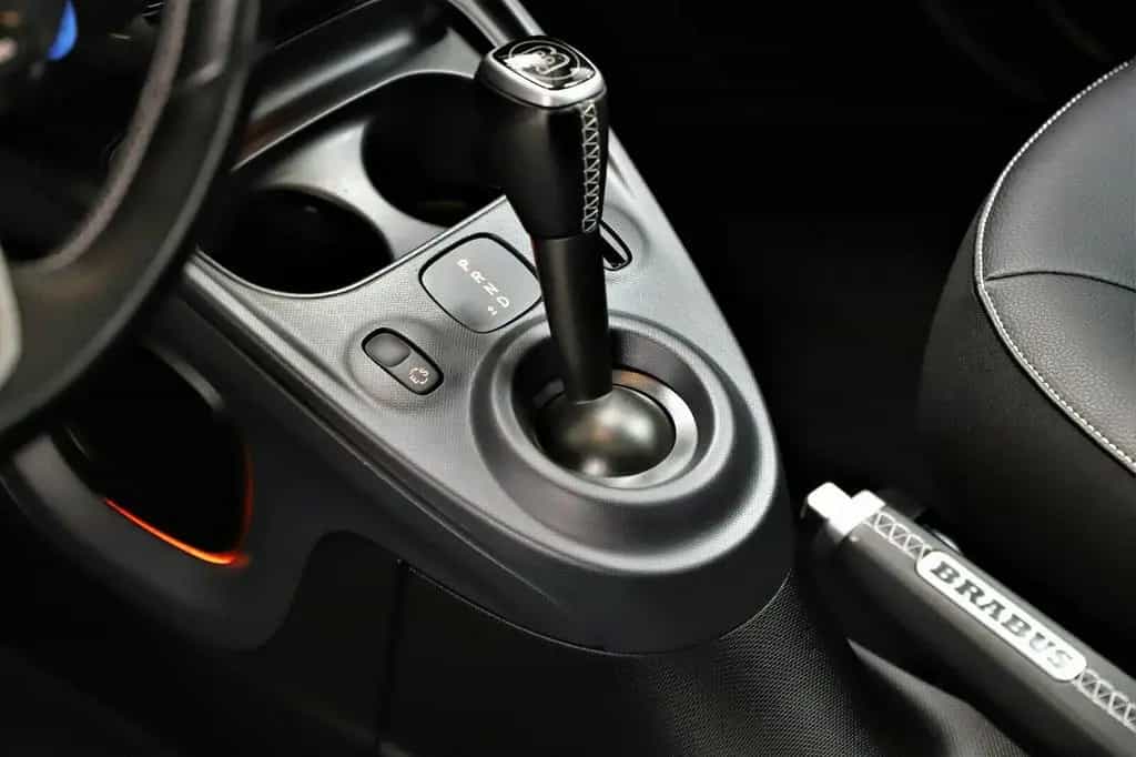 Smart ForTwo Coupe Brabus 109PS R-CAM SHZ Pano JBL 08/2016-photo-22