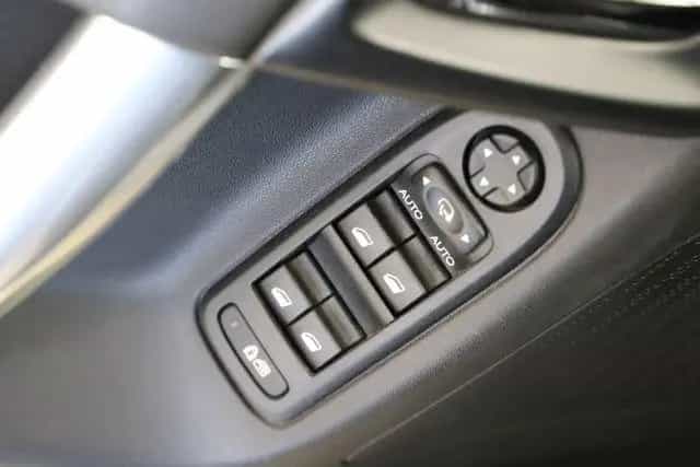 Citroën C3 1.6 120PS Automatik Exclusive PDC Tempomat 06/2010-photo-22