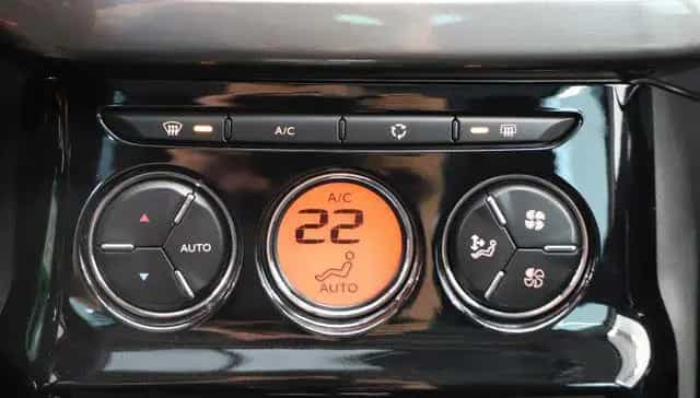 Citroën C3 1.6 120PS Automatik Exclusive PDC Tempomat 06/2010-photo-24