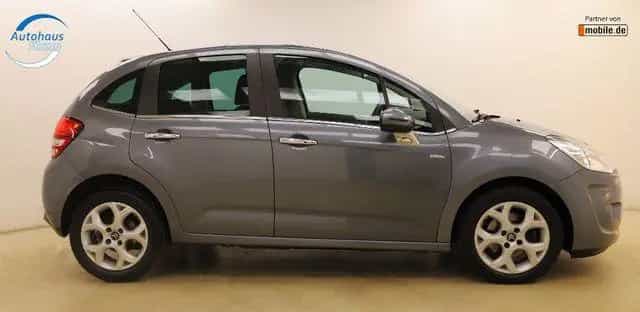 Citroën C3 1.6 120PS Automatik Exclusive PDC Tempomat 06/2010-photo-4