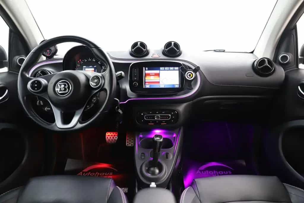 Smart ForTwo Coupe Brabus 109PS Xclusive Pano Navi JBL 12/2016-photo-12