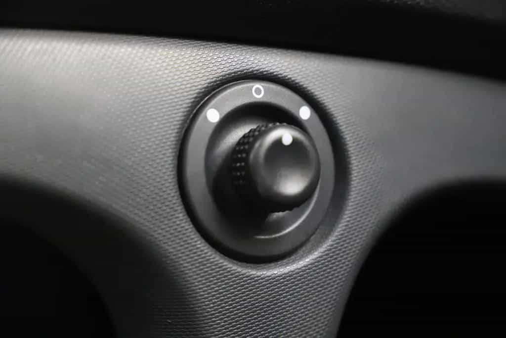 Smart ForTwo Coupe Brabus 109PS Xclusive Pano Navi JBL 12/2016-photo-28