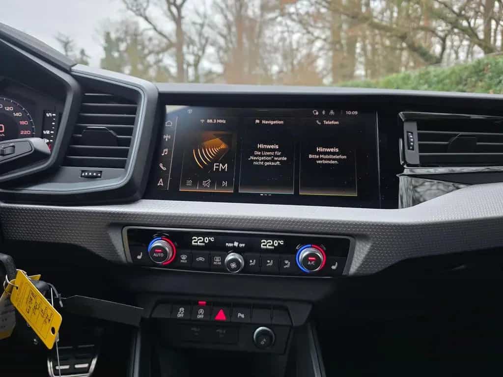 Audi A1 1.0 TFSI 30 TFSI S line RVIEW*LED*uvm. 12/2025-photo-10