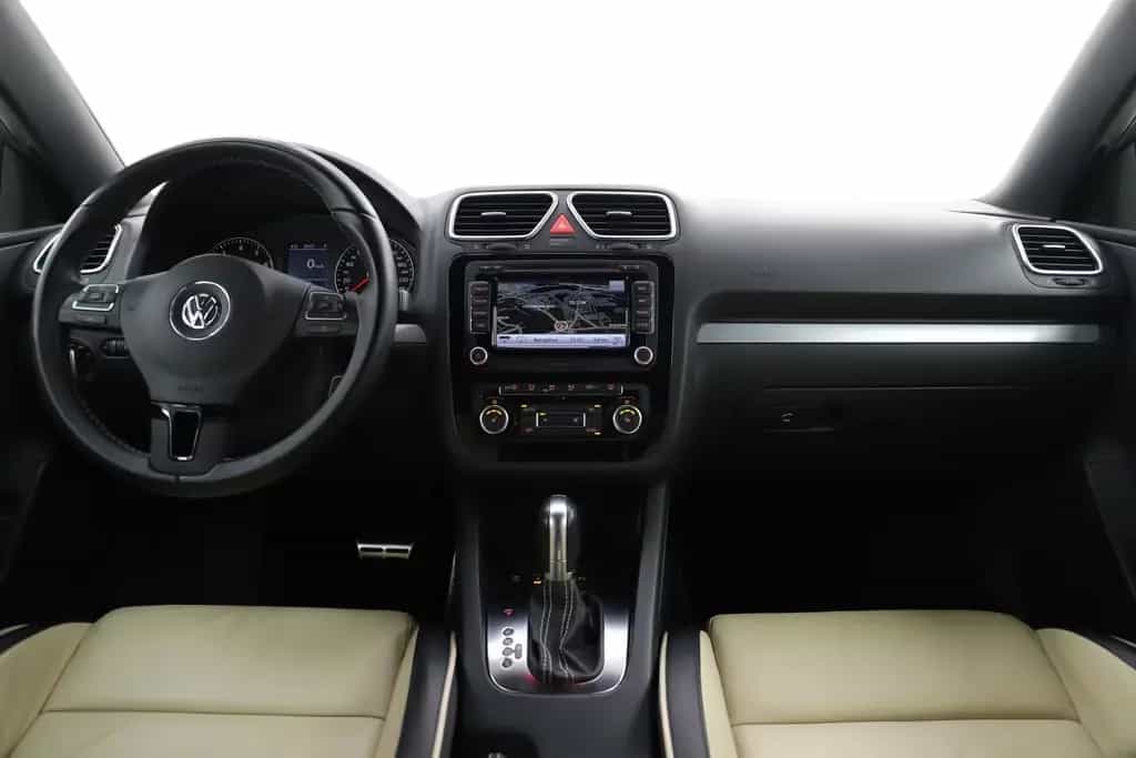 Volkswagen Eos 2.0TSI 211PS DSG Exclusive Leder Keyless DCC 04/2011-photo-16