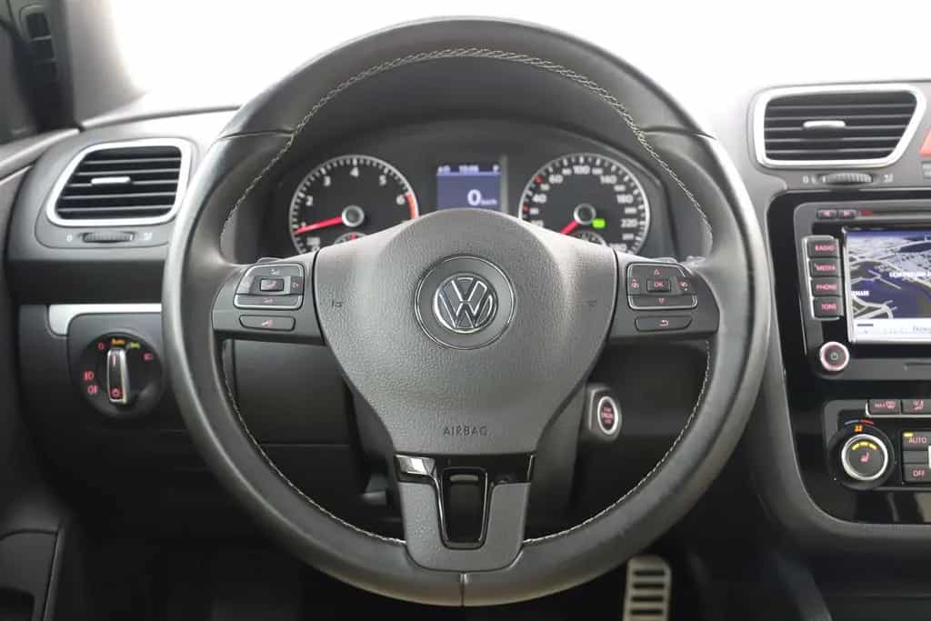 Volkswagen Eos 2.0TSI 211PS DSG Exclusive Leder Keyless DCC 04/2011-photo-23