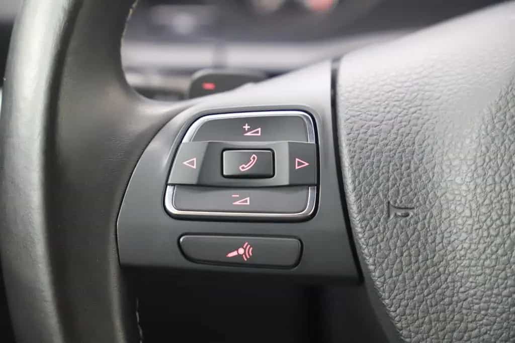Volkswagen Eos 2.0TSI 211PS DSG Exclusive Leder Keyless DCC 04/2011-photo-28