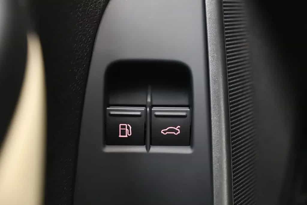 Volkswagen Eos 2.0TSI 211PS DSG Exclusive Leder Keyless DCC 04/2011-photo-30