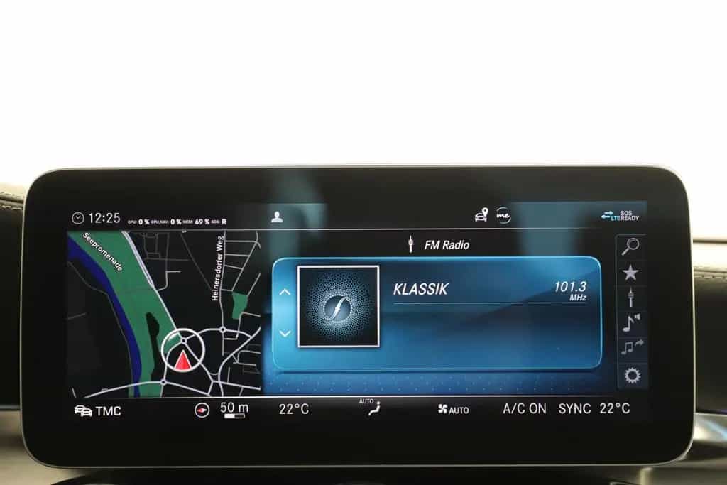 Mercedes-Benz C-Class 63 AMG 476PS Burmester PAGA Pano ACC 08/2019-photo-37