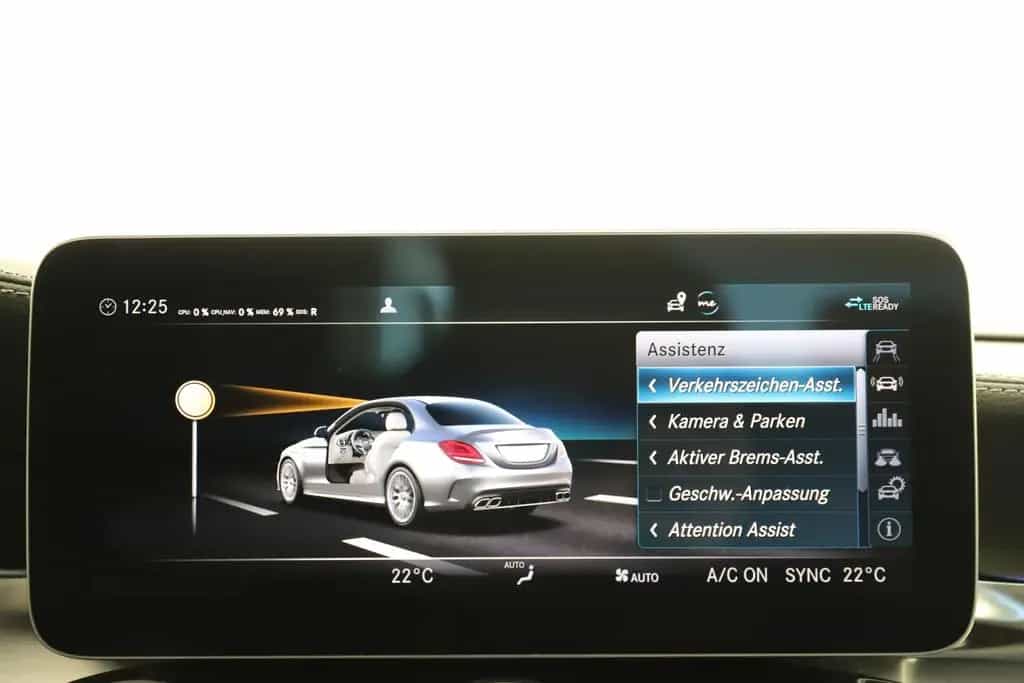 Mercedes-Benz C-Class 63 AMG 476PS Burmester PAGA Pano ACC 08/2019-photo-39