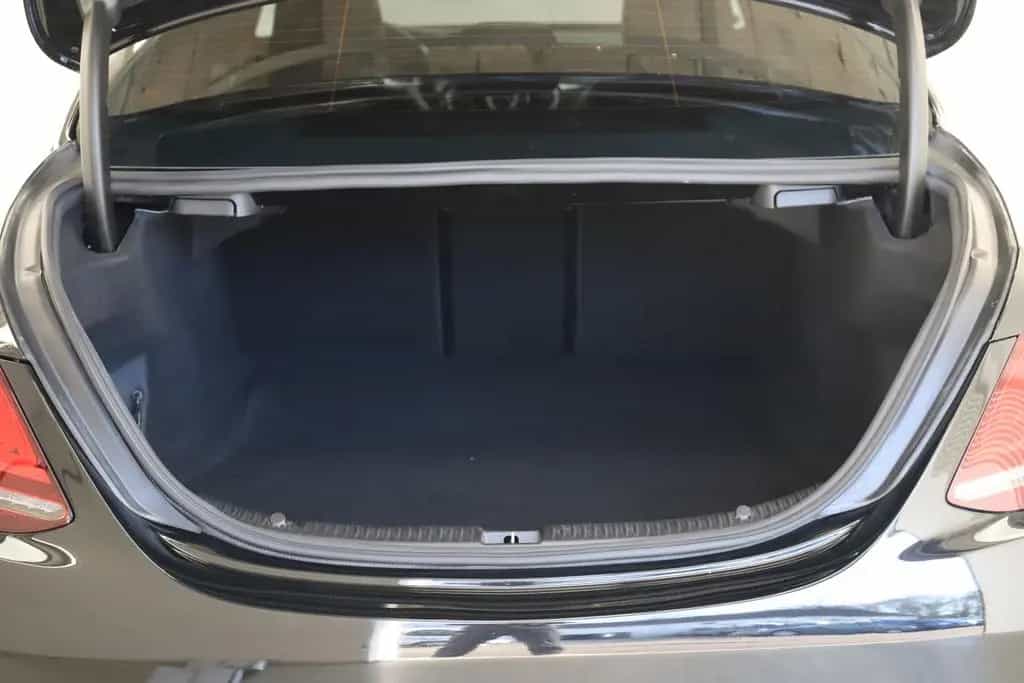 Mercedes-Benz C-Class 63 AMG 476PS Burmester PAGA Pano ACC 08/2019-photo-44