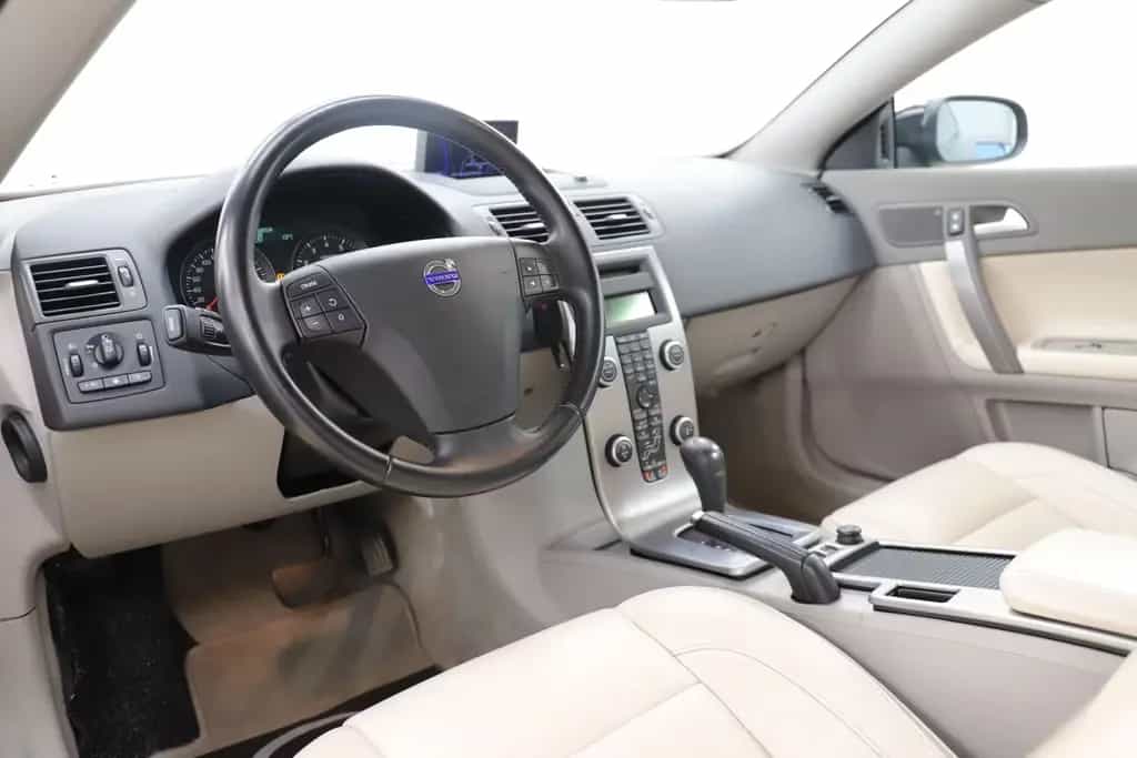 Volvo C70 Cabrio 2.4 140PS Automatik Momentum SHZ Navi 09/2009-photo-15