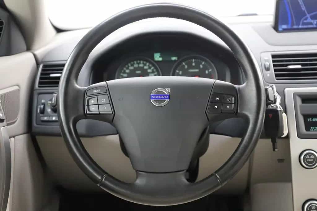 Volvo C70 Cabrio 2.4 140PS Automatik Momentum SHZ Navi 09/2009-photo-20