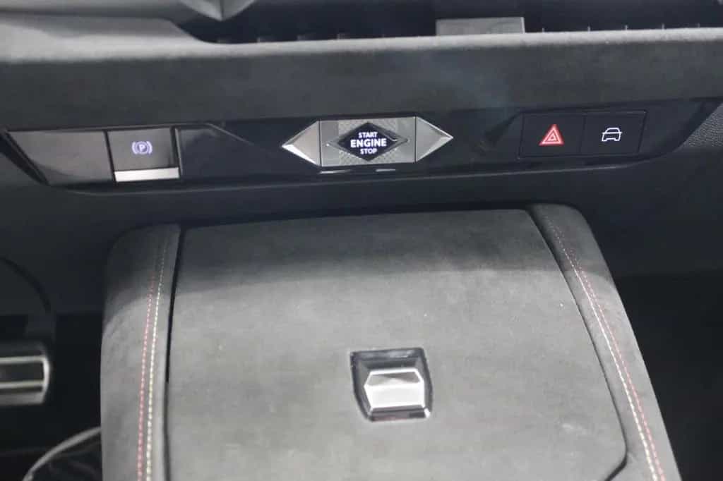 DS Automobiles DS4 DS DS4 1.5 bluehdi Performance Line+ 130 Cv. Aut 04/2022-photo-14