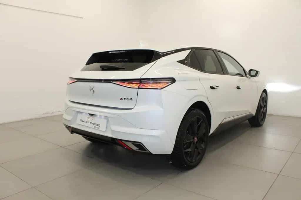 DS Automobiles DS4 DS DS4 1.5 bluehdi Performance Line+ 130 Cv. Aut 04/2022-photo-3