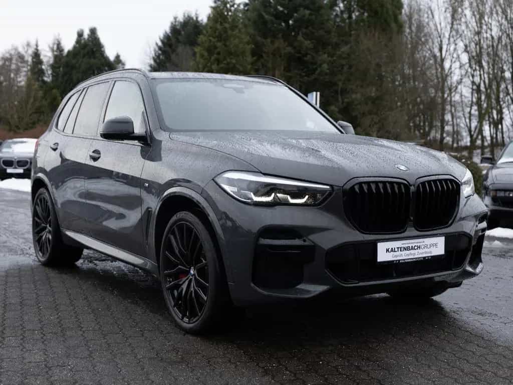 BMW X5 xDrive 40d M-Sport PANO AHK 360° LED ACC B&W 03/2023-photo-2