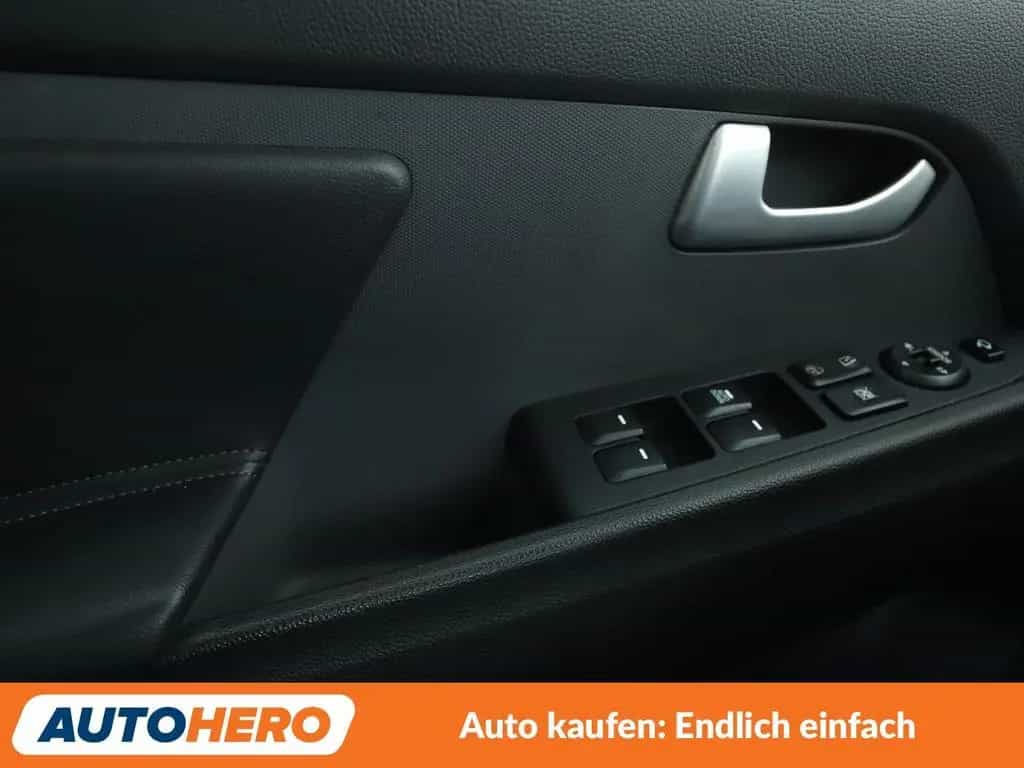 Kia Sportage 1.7 CRDi Vision 2WD*TEMPO*PDC*SHZ*ALU* 07/2015-photo-24
