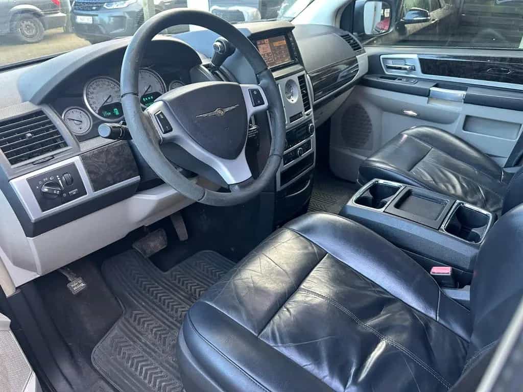 Chrysler Grand Voyager Limited 2.8 CRD Autom. 05/2010-photo-6