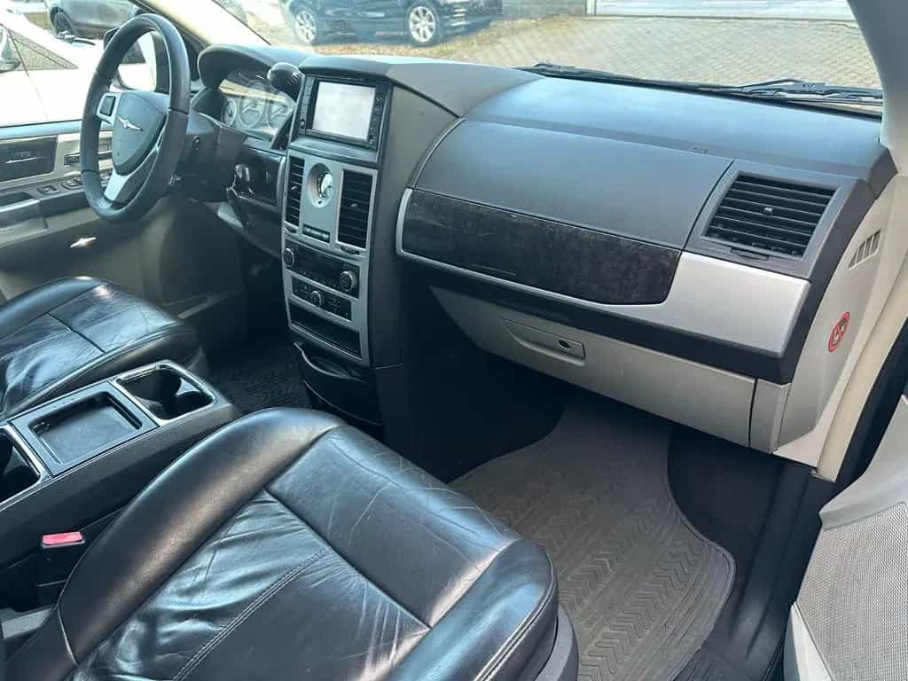Chrysler Grand Voyager Limited 2.8 CRD Autom. 05/2010-photo-8
