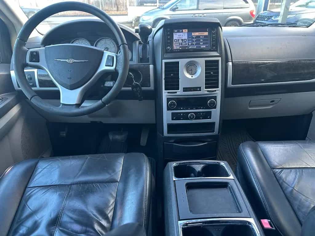 Chrysler Grand Voyager Limited 2.8 CRD Autom. 05/2010-photo-9