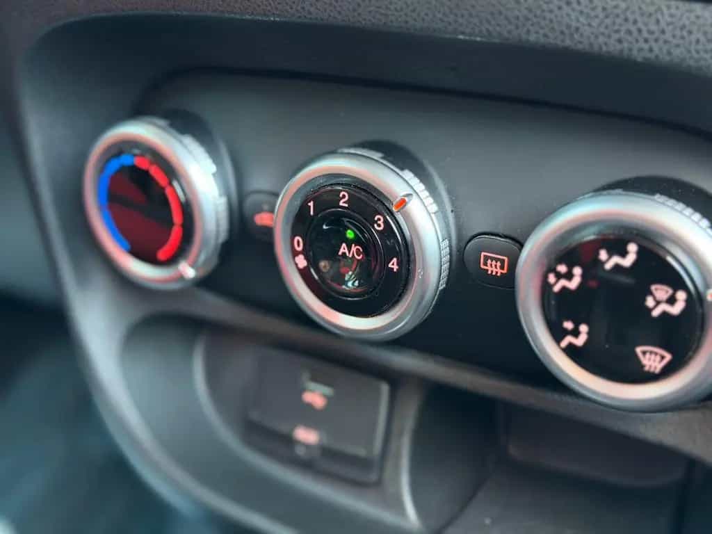 Fiat 500L Living 1.4 T-JET 16V Pop Star 02/2014-photo-31