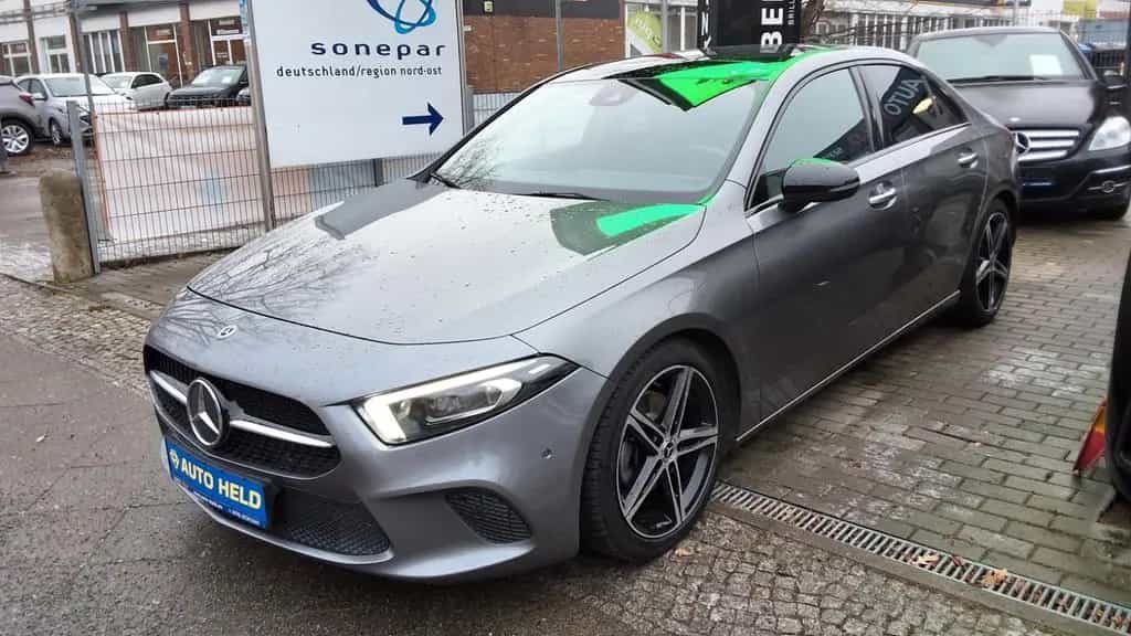 Mercedes-Benz A-Class 200 Limousine Leder,Navi,Pano 09/2019-photo-0