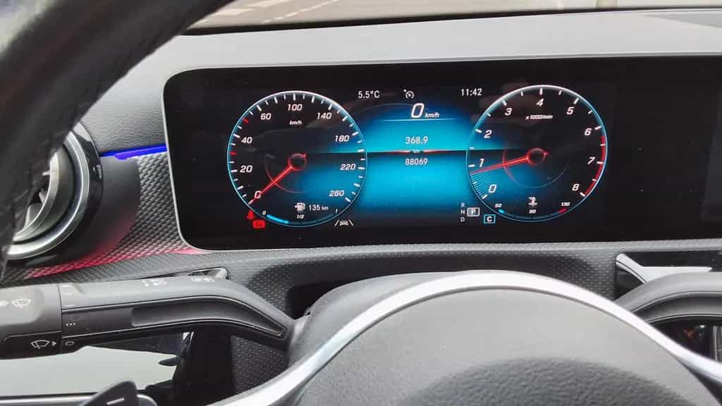 Mercedes-Benz A-Class 200 Limousine Leder,Navi,Pano 09/2019-photo-7