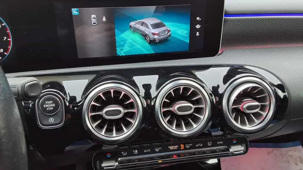 Mercedes-Benz A-Class 200 Limousine Leder,Navi,Pano 09/2019-photo-8