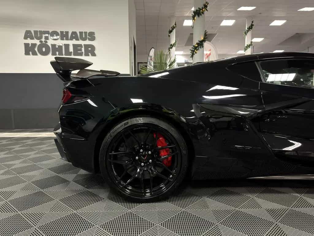 Corvette Z06 C8 Coupe Z07, Ceramic, Carbon, Lift, VOLL!!! null-photo-14