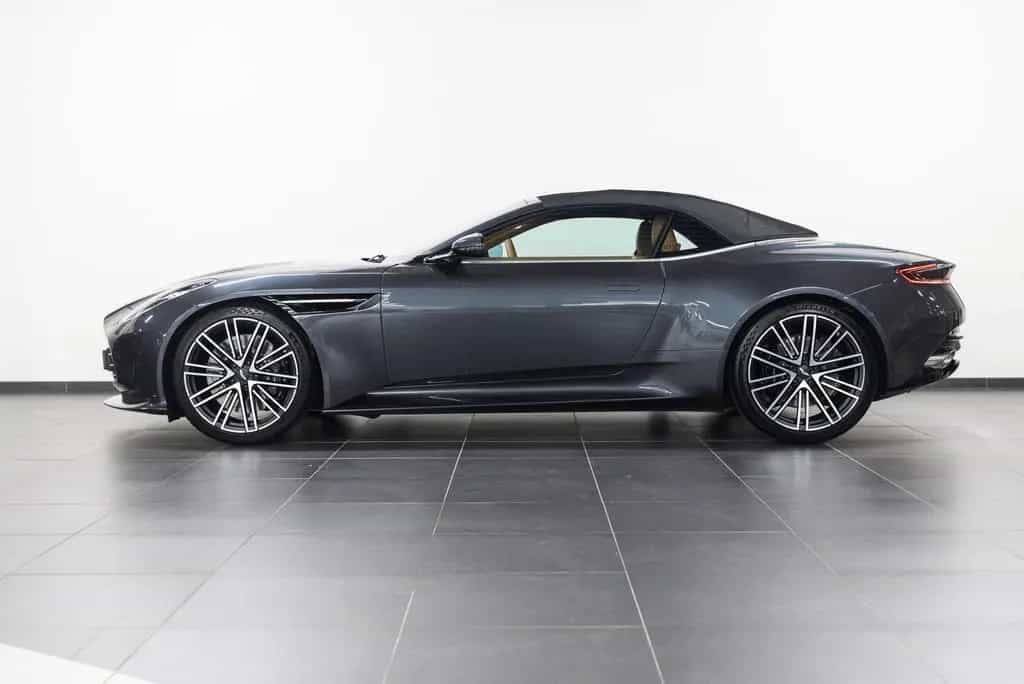 Aston Martin DB12 VOLANTE 11/2024-photo-10