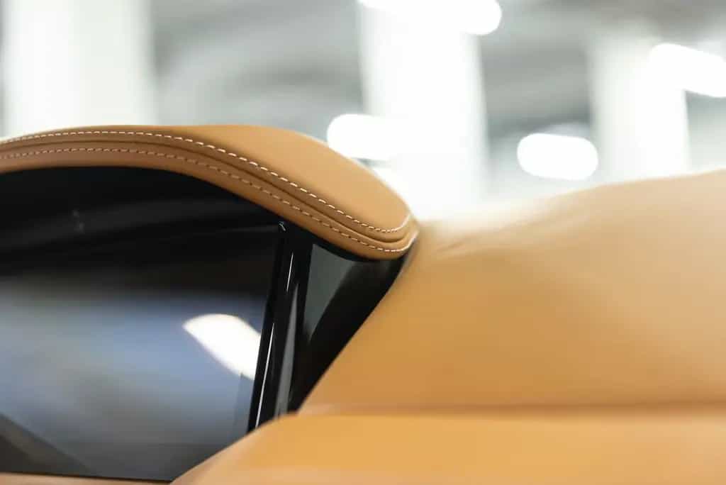 Aston Martin DB12 VOLANTE 11/2024-photo-20