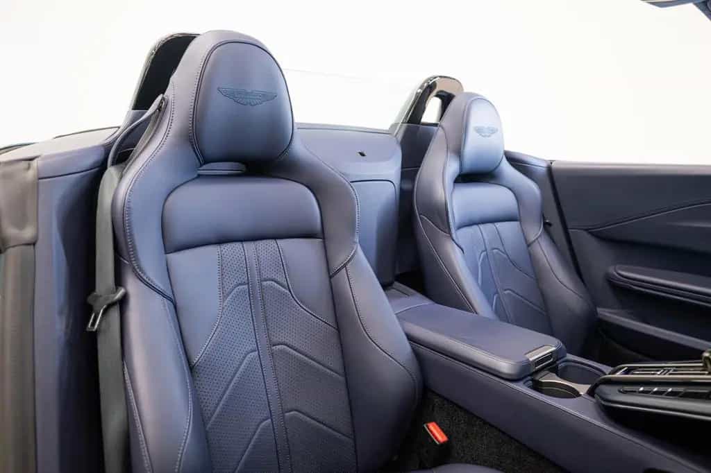 Aston Martin V8 Vantage Vantage Roadster MY26 Full Options Blue Carbon 01/2025-photo-4