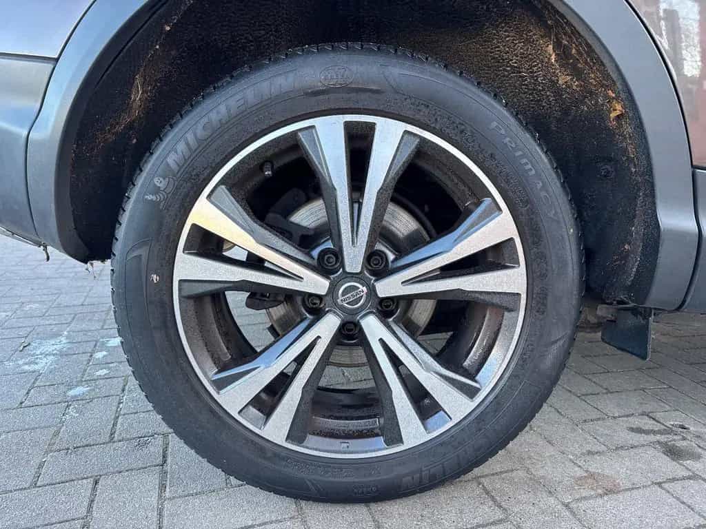 Nissan Qashqa 1.6i N-Connecta*PANO*LED*TEMPO*360*PDC 02/2018-photo-11
