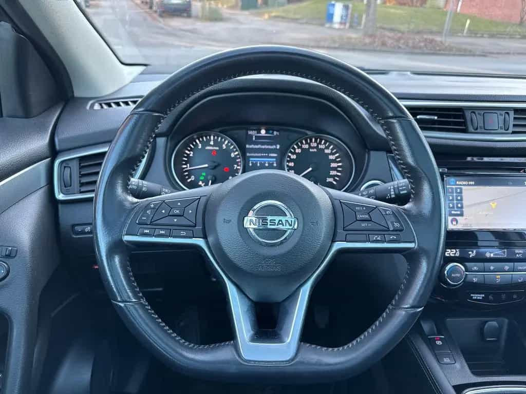 Nissan Qashqa 1.6i N-Connecta*PANO*LED*TEMPO*360*PDC 02/2018-photo-15