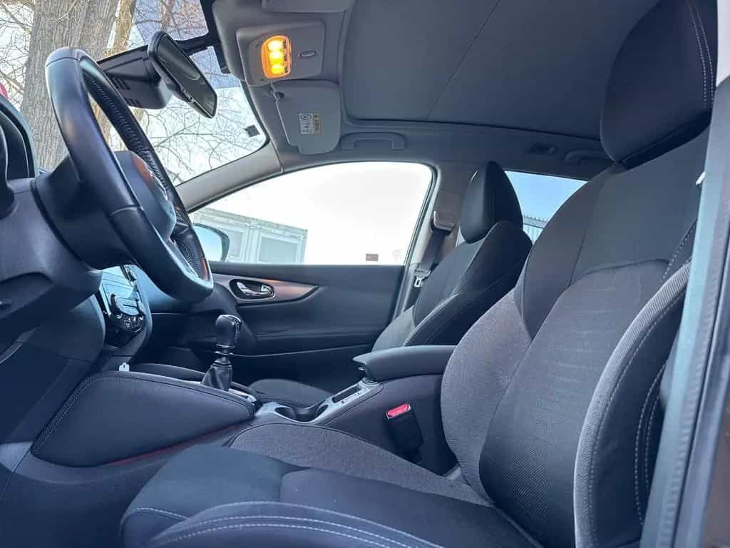 Nissan Qashqa 1.6i N-Connecta*PANO*LED*TEMPO*360*PDC 02/2018-photo-23