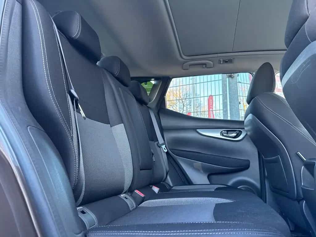 Nissan Qashqa 1.6i N-Connecta*PANO*LED*TEMPO*360*PDC 02/2018-photo-30