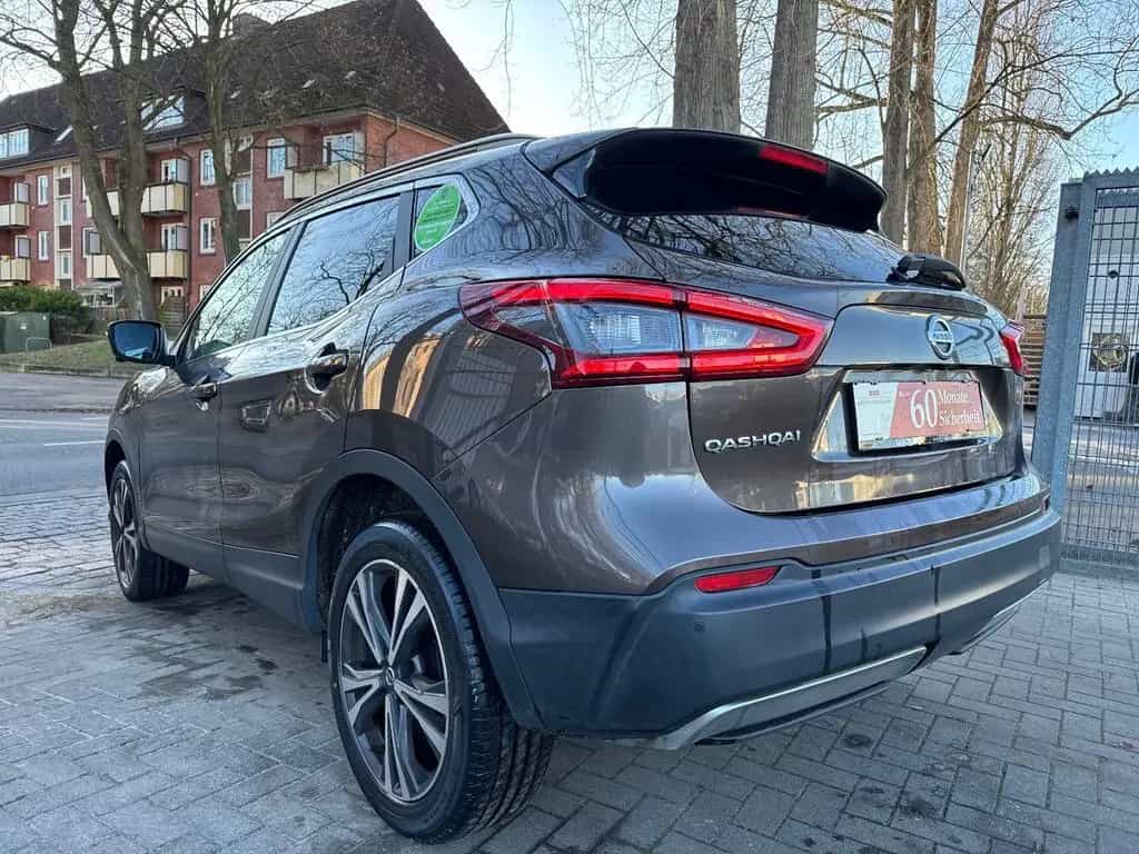 Nissan Qashqa 1.6i N-Connecta*PANO*LED*TEMPO*360*PDC 02/2018-photo-8