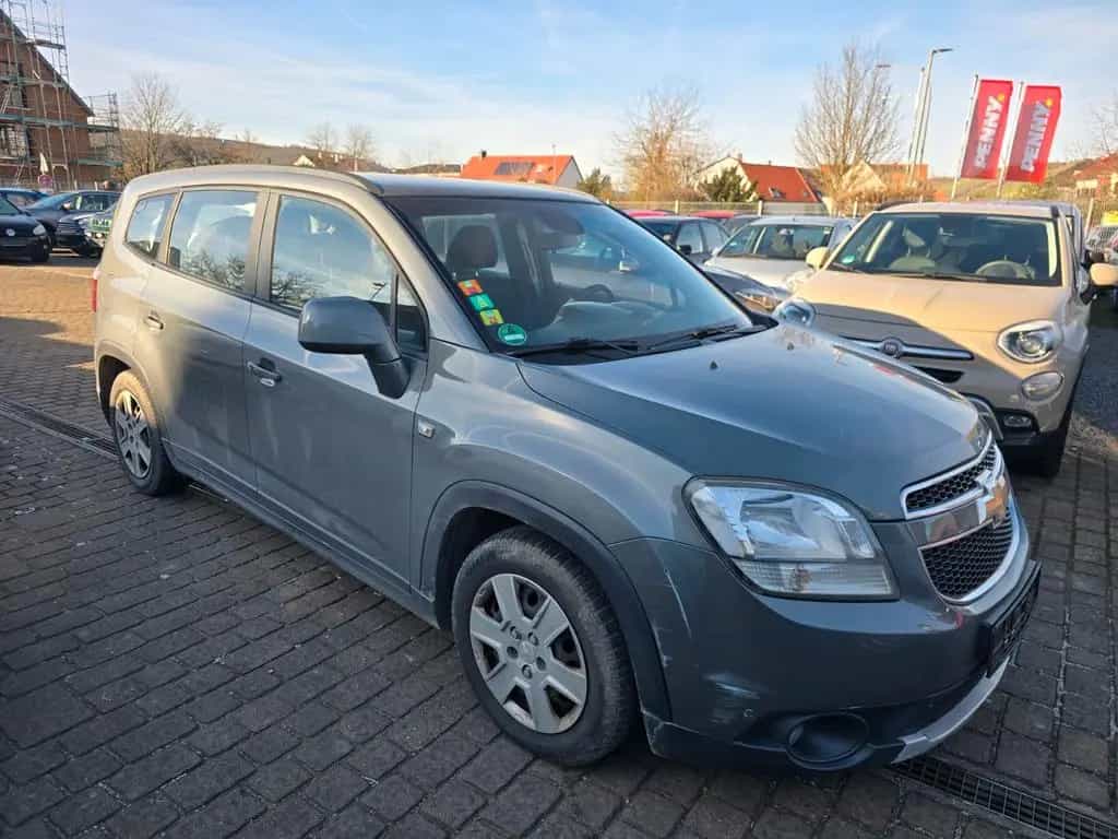Chevrolet Orlando 2.0 Tüv2028 Klimatr 7Sitze Eu5 Anhkpl 03/2012-photo-2