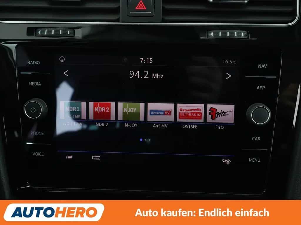 Volkswagen Golf VII 1.4 TSI Join Aut.*NAVI*ACC*PDC*SHZ* 03/2018-photo-20