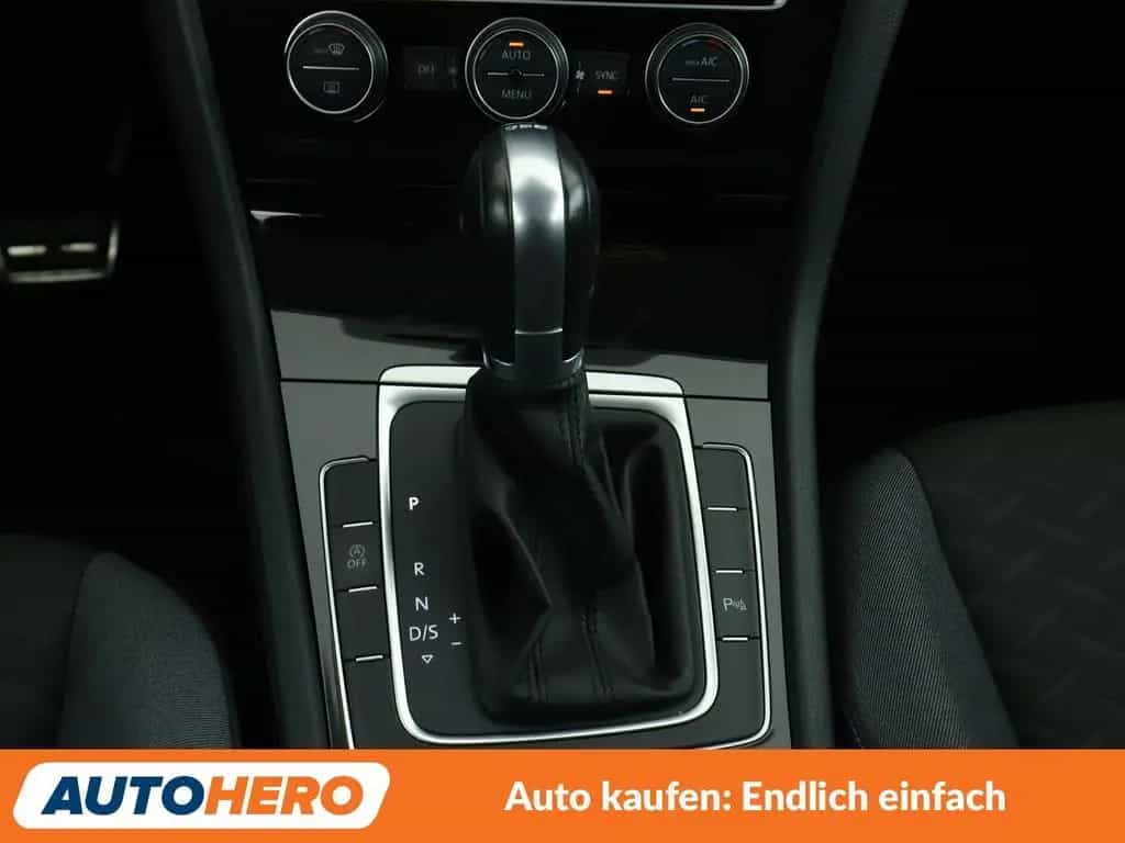 Volkswagen Golf VII 1.4 TSI Join Aut.*NAVI*ACC*PDC*SHZ* 03/2018-photo-23