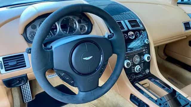 Aston Martin V8 Vantage ASTON MARTIN Vantage S V8 SPORTSHIFT II CARBON I 07/2011-photo-10