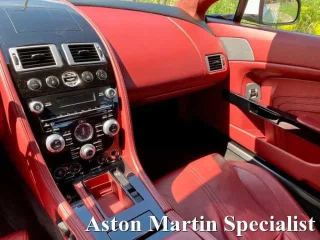 Aston Martin V8 Vantage ASTON MARTIN V8 Vantage S Sportshift II Carbon I 07/2013-photo-14