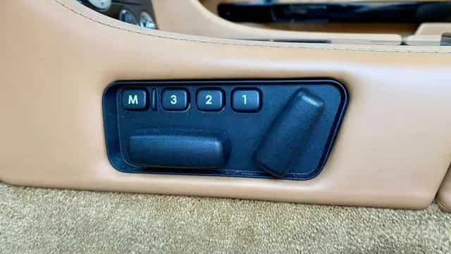 Aston Martin V8 Vantage ASTON MARTIN V8 VANTAGE S SPORTSHIFT II CARBON I 07/2011-photo-14