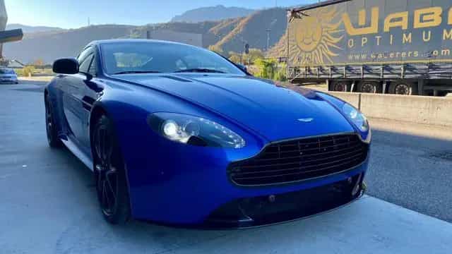 Aston Martin V8 Vantage ASTON MARTIN V8 VANTAGE S SPORTSHIFT II CARBON I 07/2011-photo-2