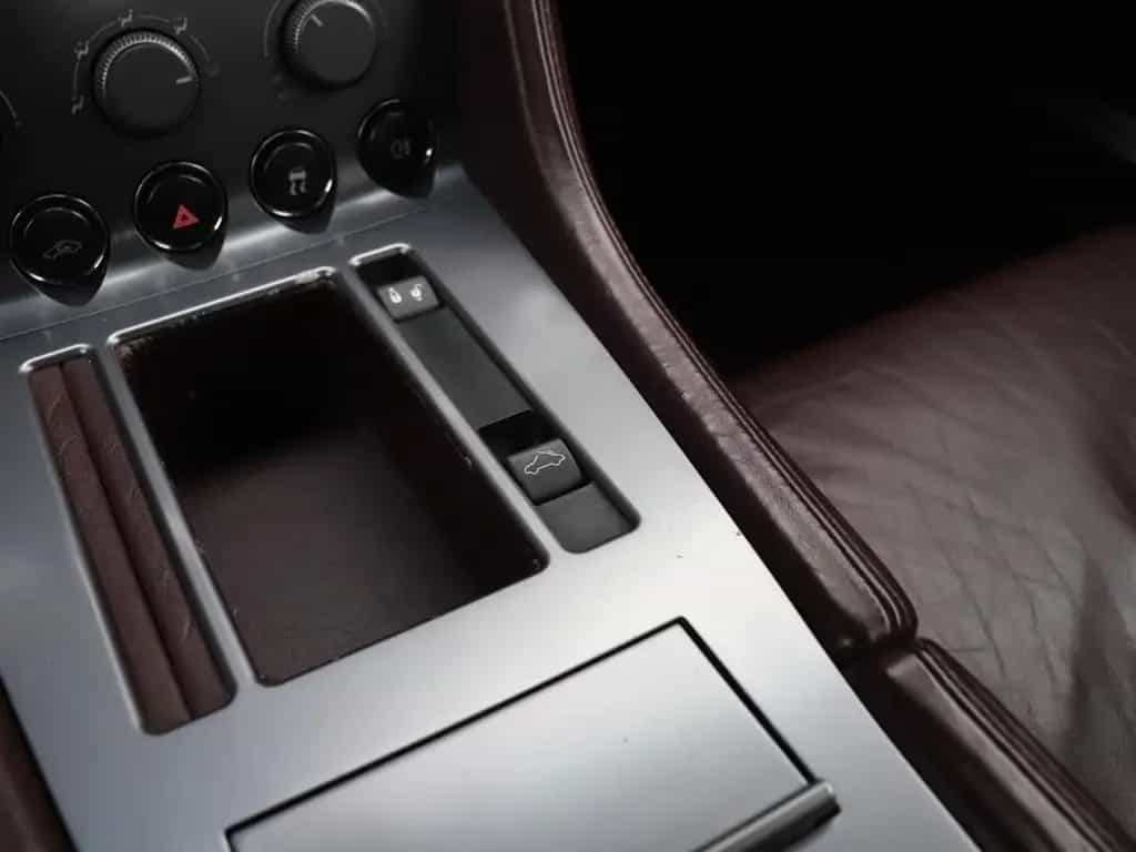 Aston Martin DB9 Volante 5.9 V12 Touchtronic | LEDER | 07/2005-photo-21