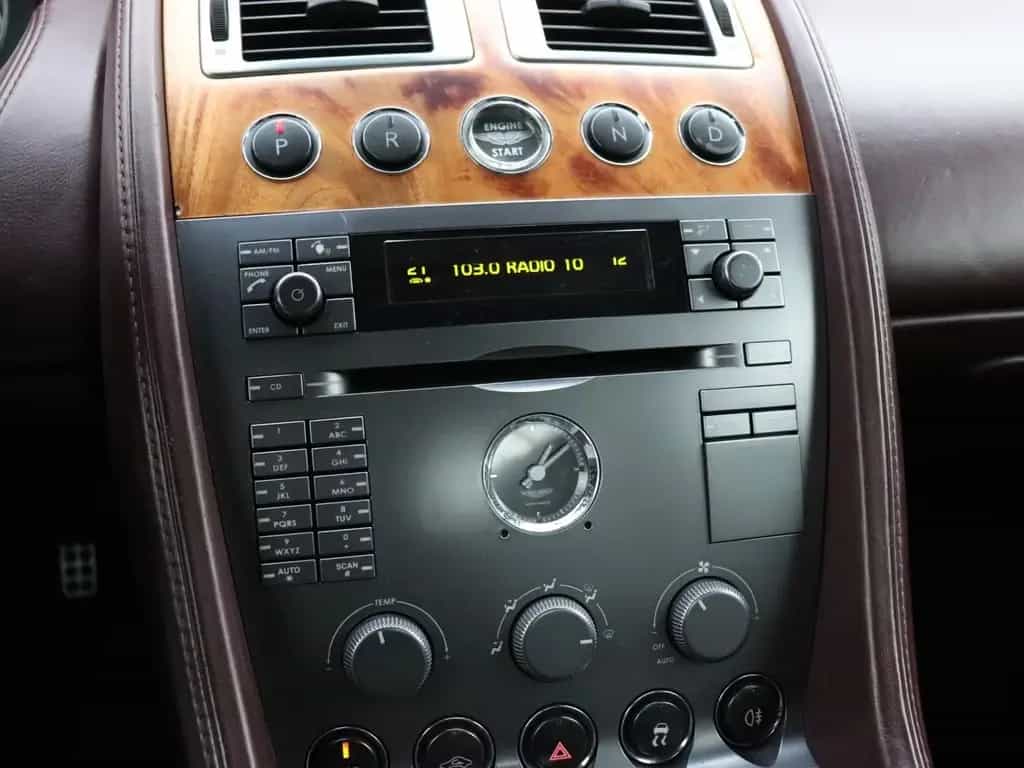 Aston Martin DB9 Volante 5.9 V12 Touchtronic | LEDER | 07/2005-photo-23